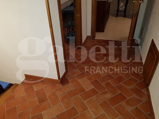 Casale in Vendita a Montieri, 298'000€, 235 m², arredato