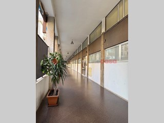 Appartamento in Vendita a Bari, 435'000€, 181 m²