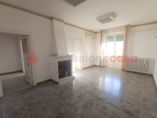 Appartamento in Vendita a Ceprano, 75'000€, 127 m²