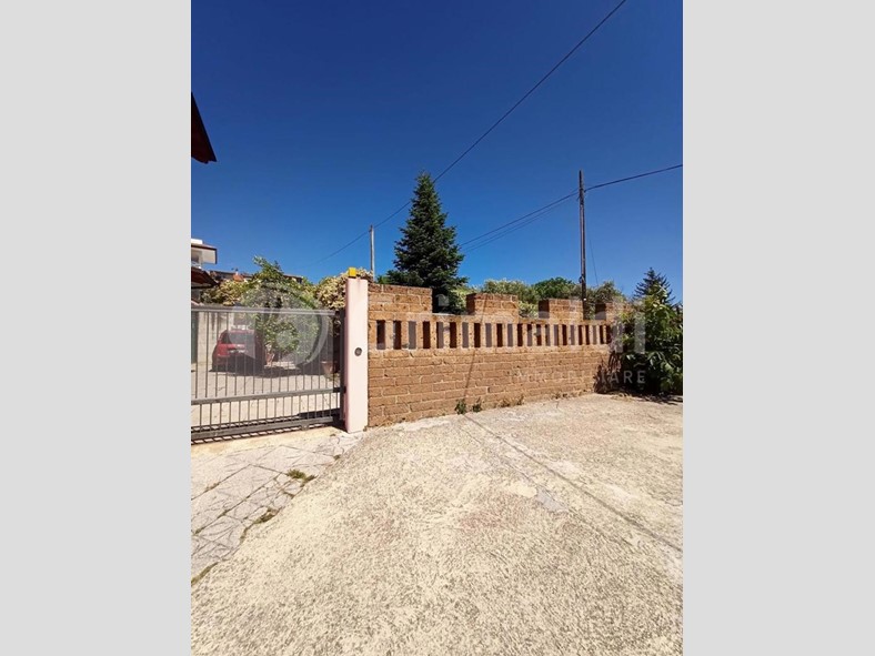 Trilocale in Affitto a Ortona, 650€, 100 m², arredato