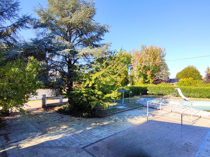 Casa Indipendente in Vendita a Rivergaro, 470'000€, 427 m², arredato