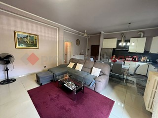 Trilocale in Vendita a Cerro Maggiore, 129'000€, 90 m²