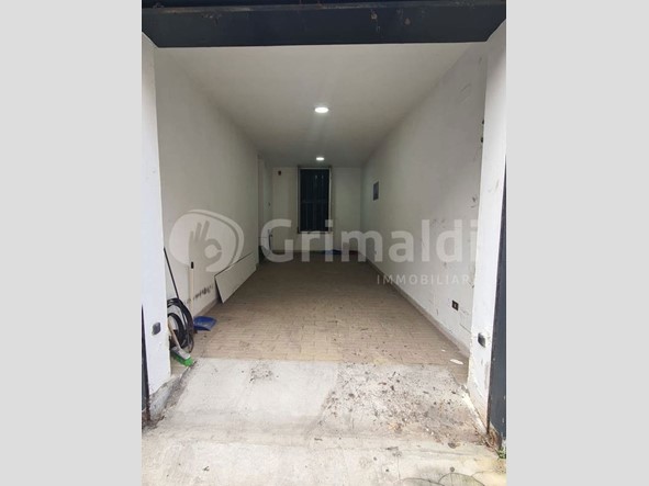 Box in Affitto a Napoli, 200€, 18 m²