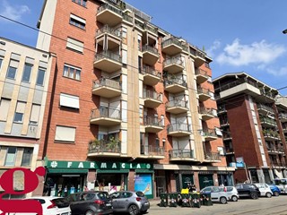 Quadrilocale in Vendita a Torino, 195'000€, 103 m²
