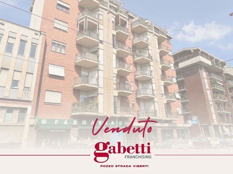 Quadrilocale in Vendita a Torino, 195'000&euro;, 103 m²