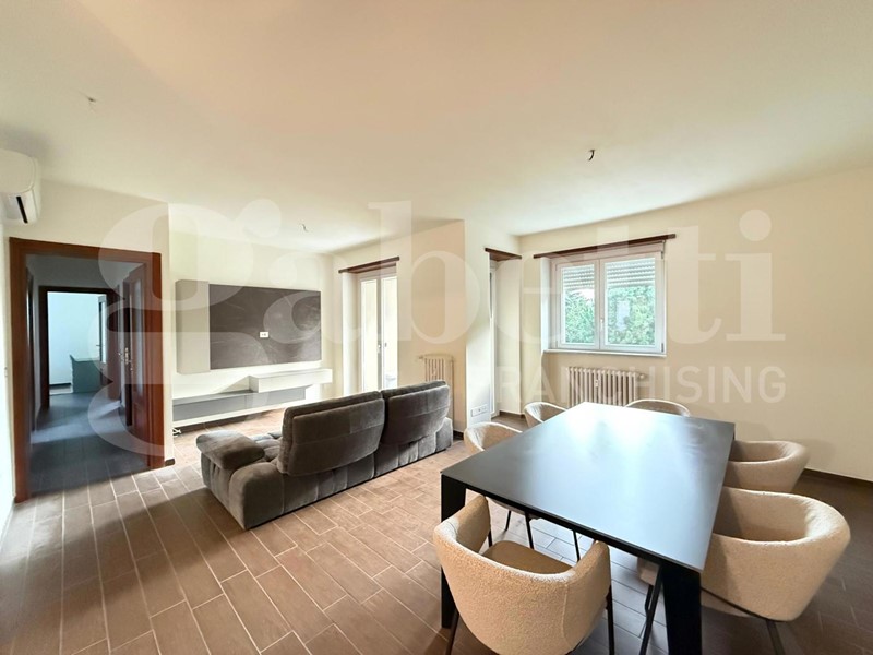 Appartamento in Vendita a Grugliasco, 249'000€, 138 m²