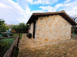 Casa Indipendente in Affitto a Amelia, 320€, 35 m², arredato