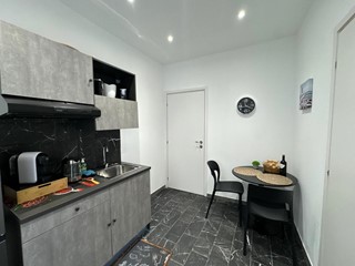 Bilocale in Vendita a Palermo, 85'000€, 48 m², arredato