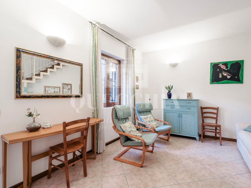 Trilocale in Vendita a Moniga del Garda, 235'000&euro;, 70 m², arredato