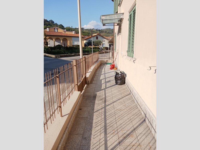 Trilocale in Vendita a Massarosa, zona Bozzano, 120'000€, 50 m²