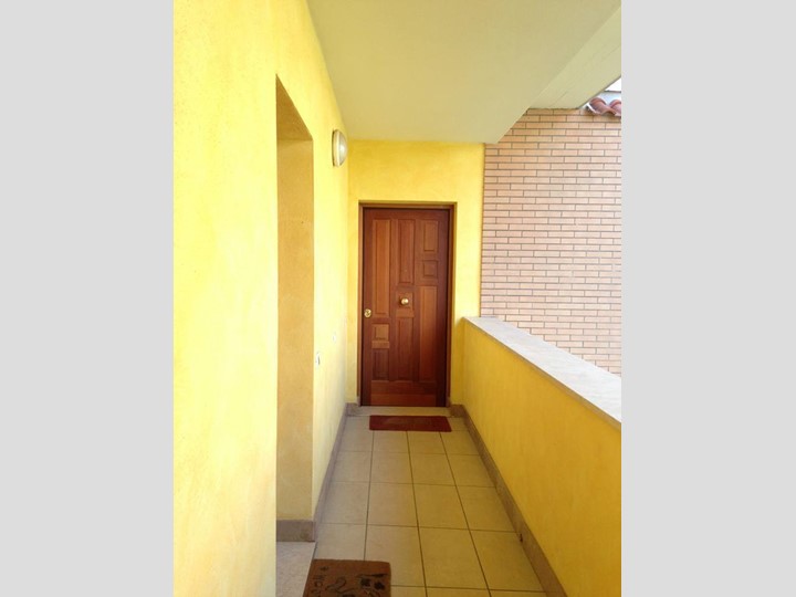 Trilocale in Vendita a Sant'Angelo Romano, 125'000€, 80 m²