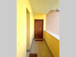 Trilocale in Vendita a Sant'Angelo Romano, 125'000€, 80 m²