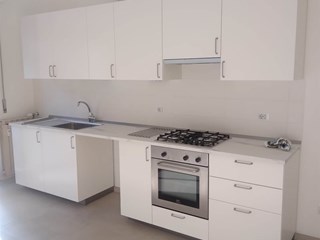 Trilocale in Affitto a La Spezia, zona Mazzetta, 620€, 65 m², arredato