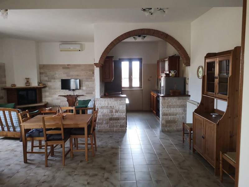 Stanza in Affitto a Pomezia, zona Cinque Poderi , 300&euro;, 20 m², arredato