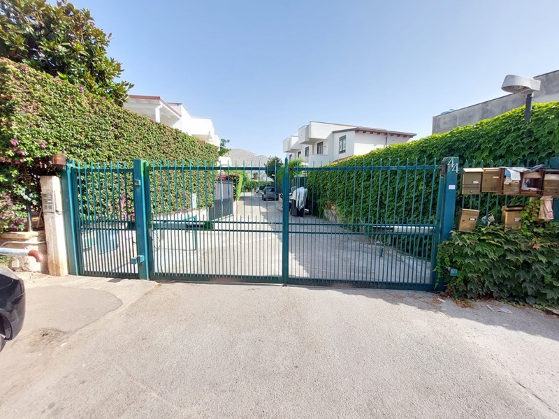 Casa Indipendente in Affitto a Palermo, zona MONDELLO, 650€, 50 m², arredato