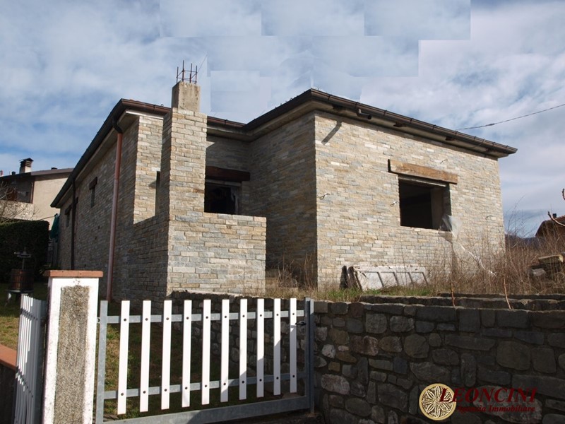 Villa in Vendita a Villafranca in Lunigiana, 160'000€, 180 m²