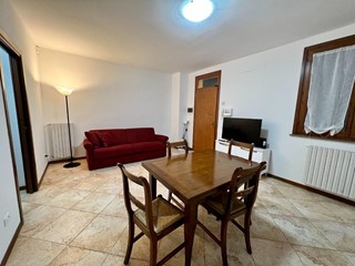 Bilocale in Affitto a Capannoli, zona San Pietro In Belvedere, 600€, 55 m², arredato