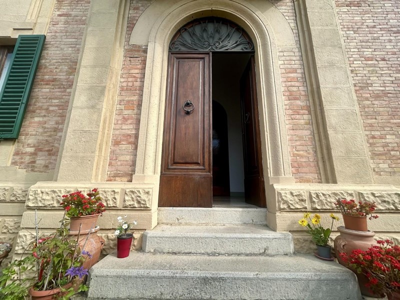 Villa bifamiliare in Vendita a Siena, 1'120'000€, 223 m²