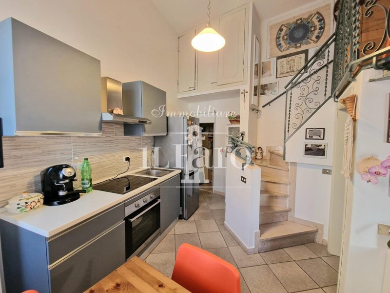 Monolocale in Vendita a Signa, zona San Mauro a Signa, 100'000€, 37 m²