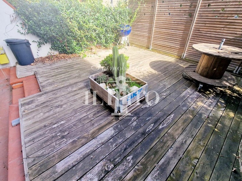 Casa Indipendente in Vendita a Campi Bisenzio, zona San Donnino, 389'000€, 130 m², con Box