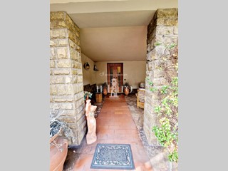 Villetta a schiera in Vendita a Sesto Fiorentino, 790'000€, 255 m², arredato, con Box