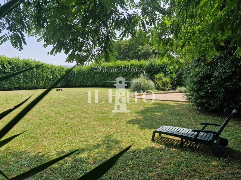 Casa Semi Indipendente in Vendita a Campi Bisenzio, 550'000€, 160 m²