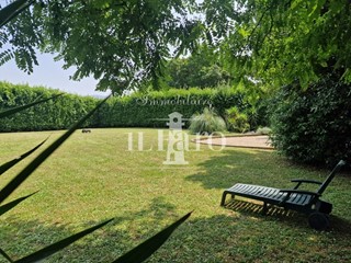 Casa Semi Indipendente in Vendita a Campi Bisenzio, 550'000€, 160 m²