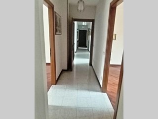 Appartamento in Vendita a Massa, 320'000€, 130 m², con Box