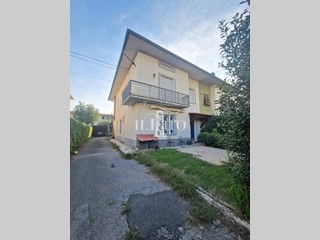 Appartamento in Vendita a Campi Bisenzio, 309'000€, 132 m²