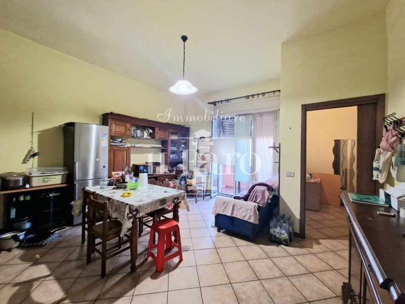 Trilocale in Vendita a Campi Bisenzio, 189'000€, 65 m²