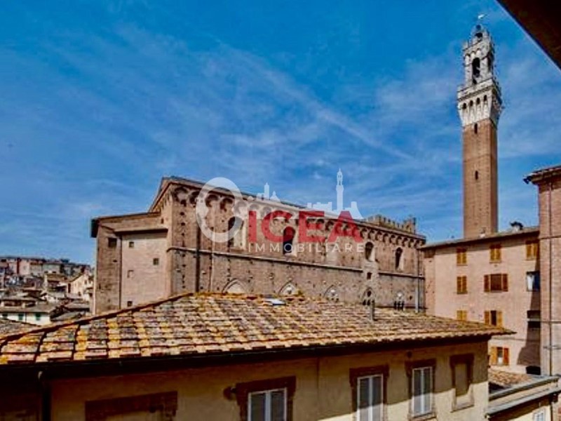 Quadrilocale in Vendita a Siena, 310'000&euro;, 93 m²