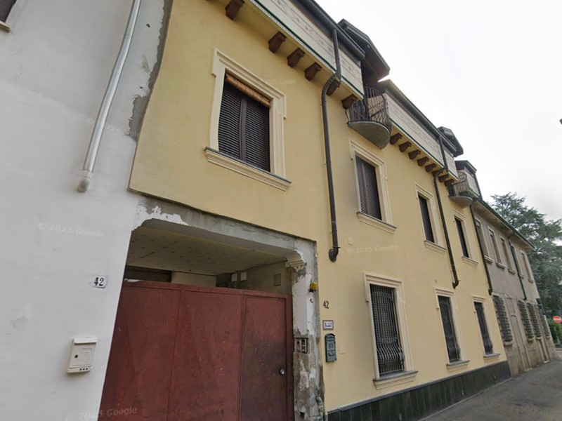 Trilocale in Vendita a Parabiago, 69'000€, 66 m²