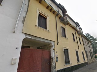 Trilocale in Vendita a Parabiago, 69'000€, 66 m²