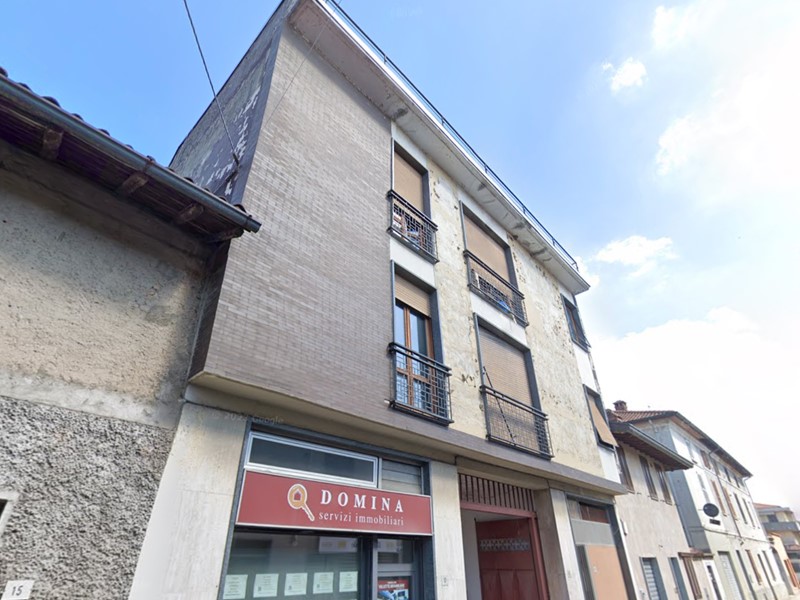 Appartamento in Vendita a Robecchetto con Induno, 48'000€, 149 m²
