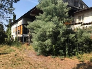 Laboratorio in Vendita a Robecchetto con Induno, 245'100€, 1600 m²