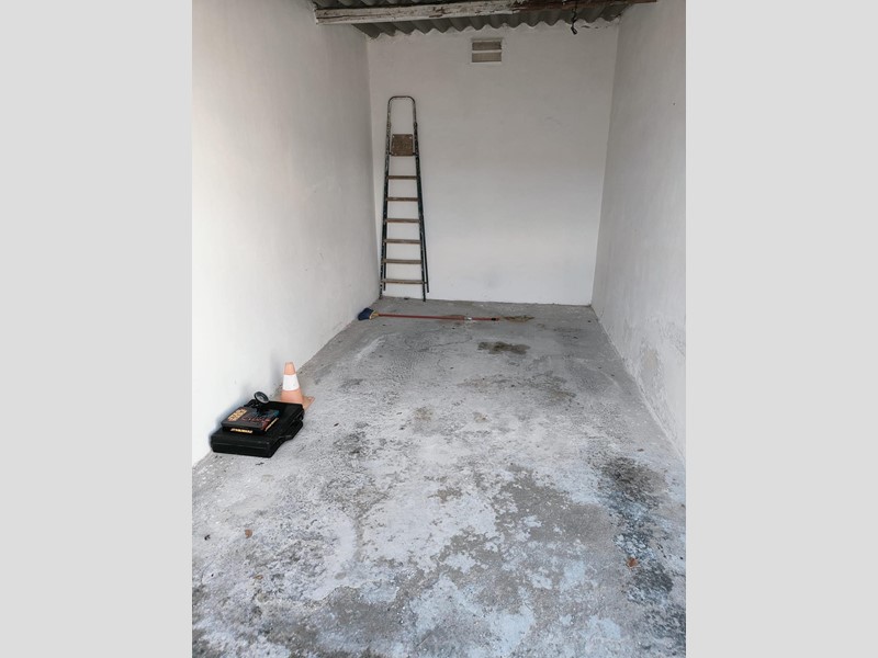 Box in Affitto a Livorno, 180€, 12 m²