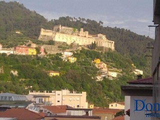 Appartamento in Vendita a Massa, 220'000€, 105 m²