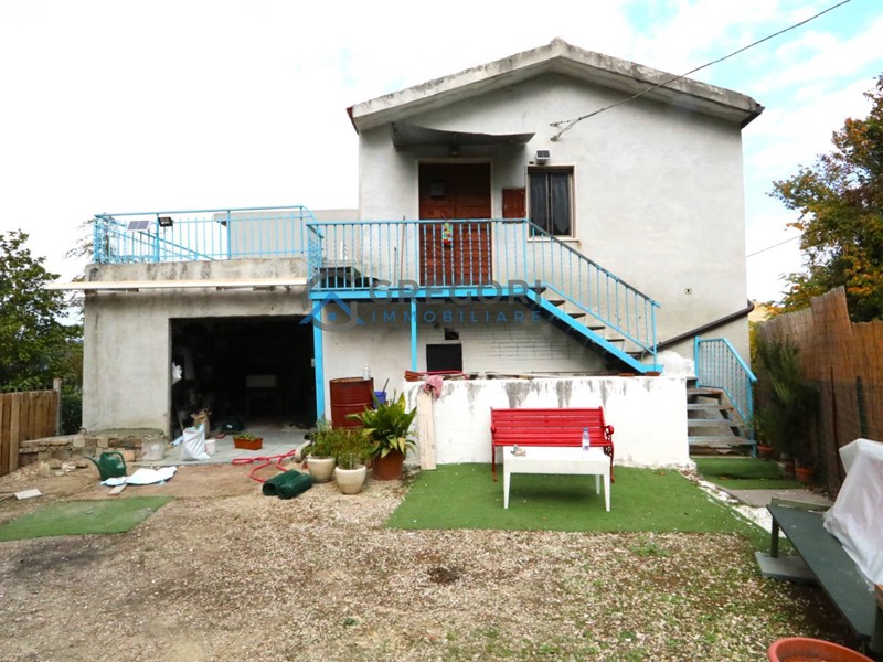 Casa Semi Indipendente in Vendita a Ripatransone, 100'000€, 63 m²