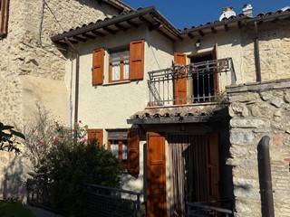 Casa Semi Indipendente in Vendita a Ferentillo, 27'000€, 50 m²