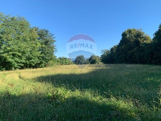 Terreno agricolo in Vendita a Dalmine, 90'000€, 10750 m²