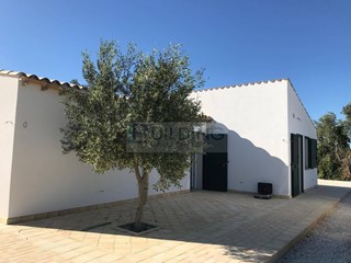 Villa in Vendita a Castelvetrano, 100 m²