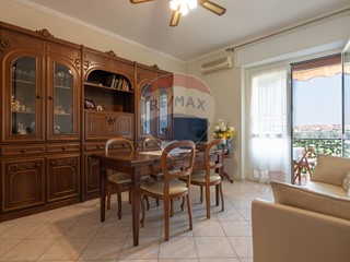 Trilocale in Vendita a Brugherio, 185'000€, 90 m²