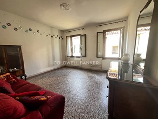 Quadrilocale in Vendita a Venezia, 295'000€, 96 m²
