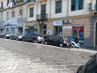 Negozio in Vendita a Napoli, 145'000€, 45 m²