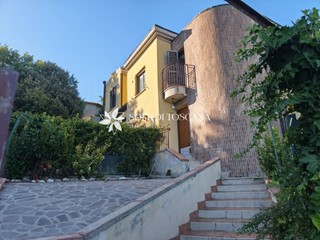 Quadrilocale in Vendita a Torrita di Siena, 110'000€, 99 m²