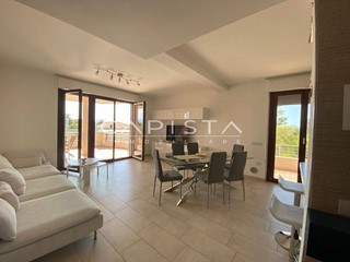 Appartamento in Vendita a Ortona, 185'000€, 130 m²