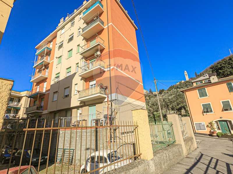 Appartamento in Vendita a Genova, 90'000€, 59 m²