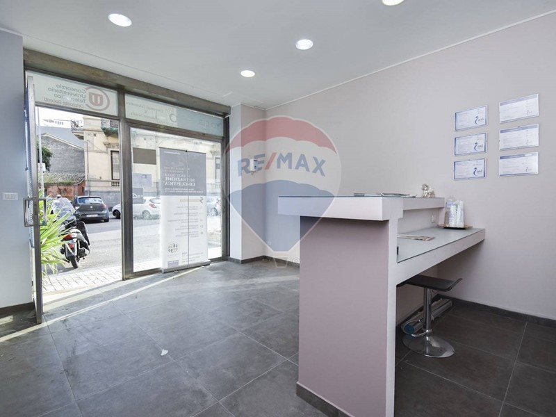 Immobile commerciale in Vendita a Catania, 69'000&euro;, 50 m²