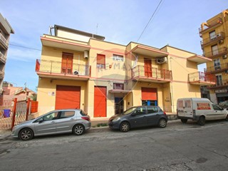 Casa Indipendente in Vendita a Siracusa, 180'000&euro;, 186 m²