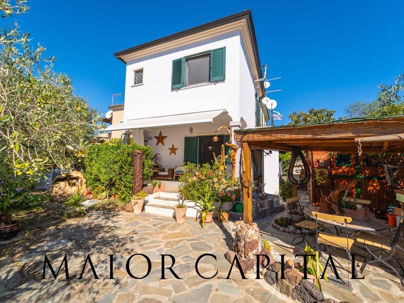 Villetta a schiera in Vendita a Budoni, 225'000€, 100 m²